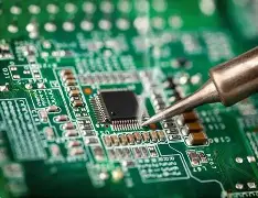 Fine-pitch soldering assembly